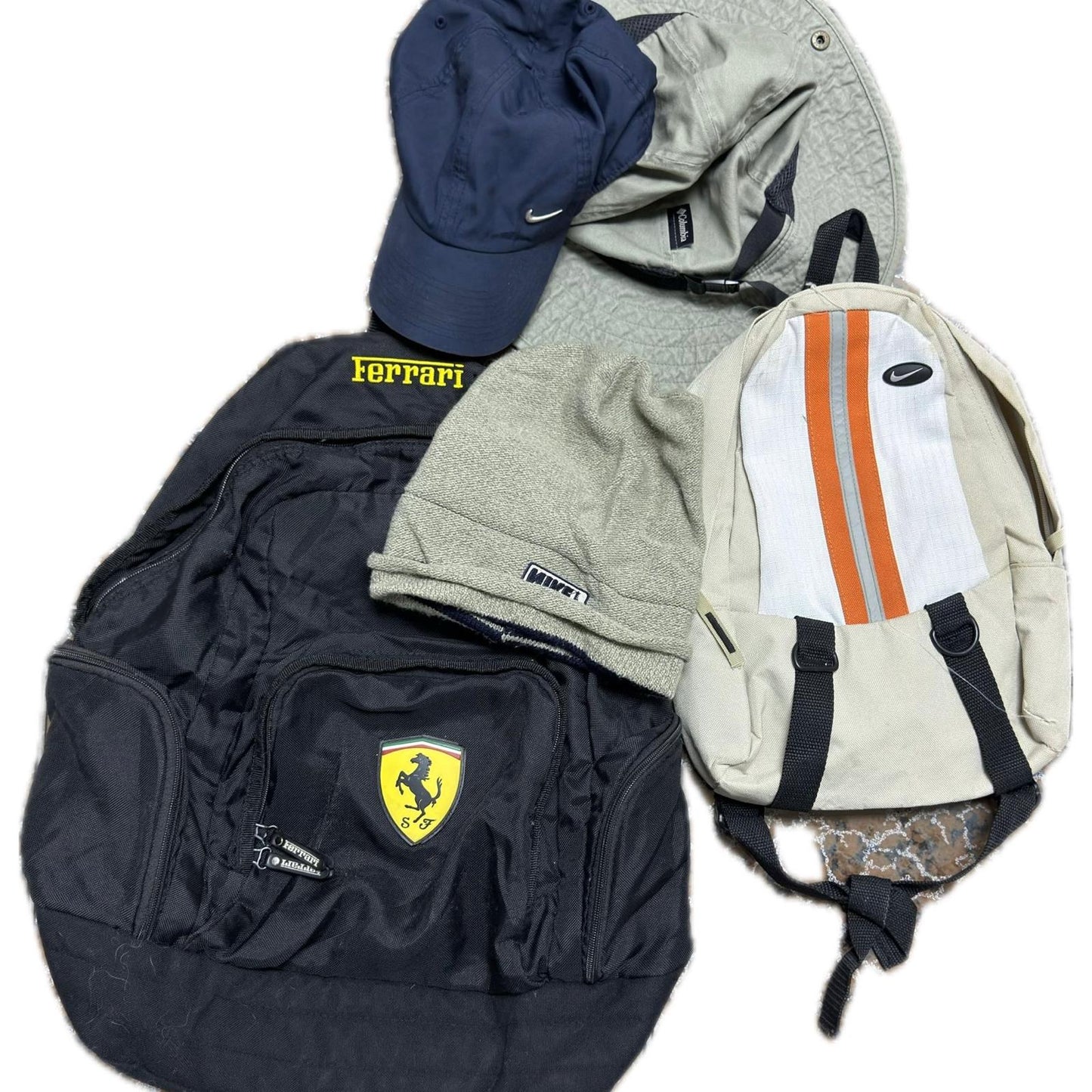 COMPLEMENTOS - MOCHILAS, BOLSOS, GORRAS, ETC. (DESDE 3,49€ UNIDAD)